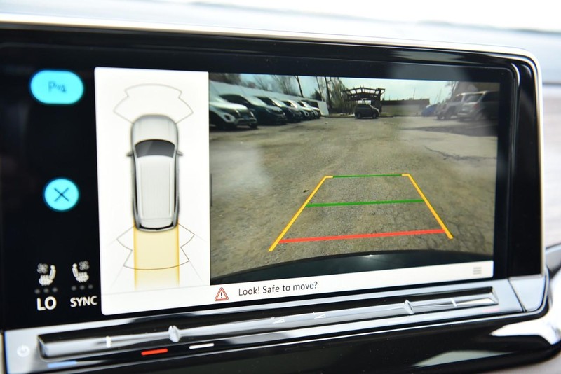 Volkswagen Atlas Vehicle Image 14