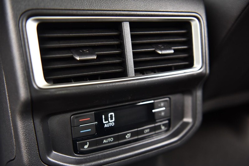 Volkswagen Atlas Vehicle Image 24