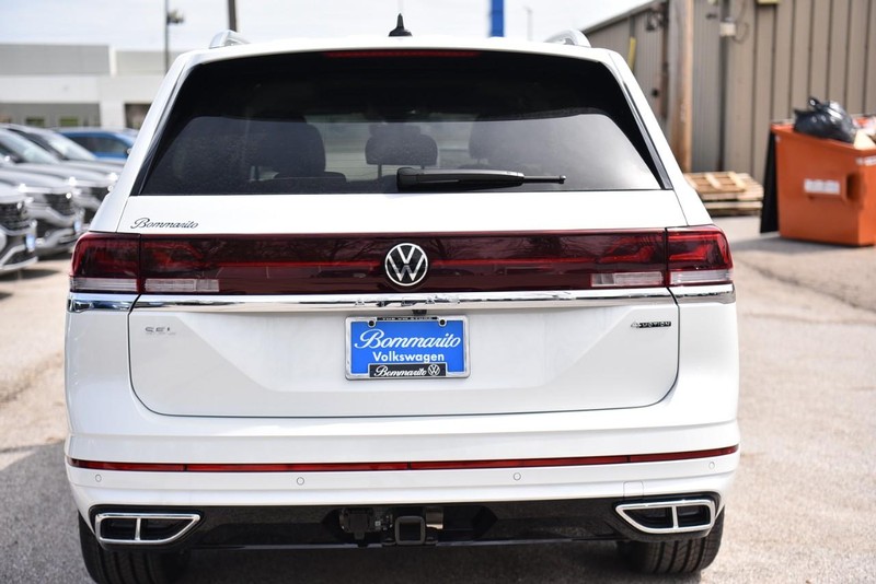Volkswagen Atlas Vehicle Image 06