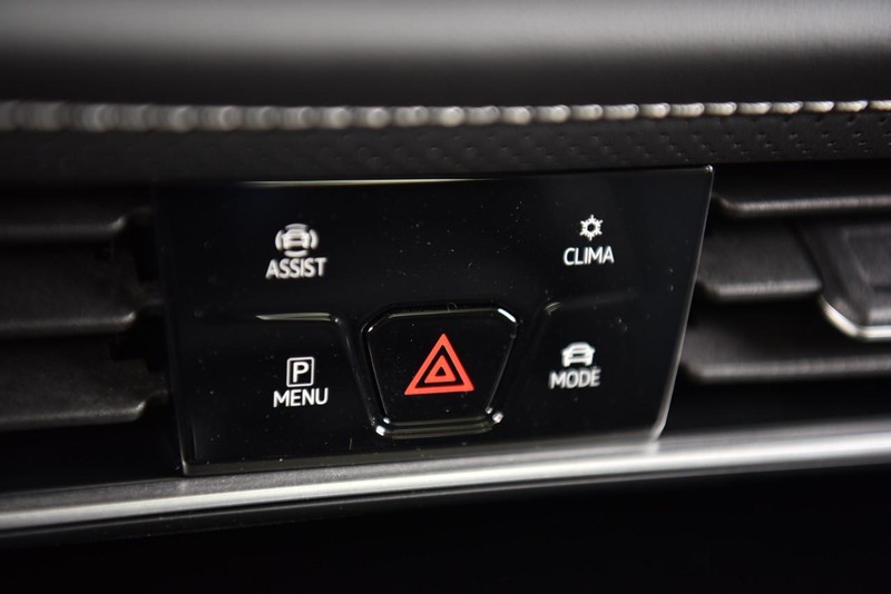 Volkswagen Atlas Vehicle Image 15