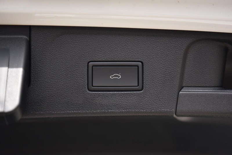Volkswagen Atlas Vehicle Image 28
