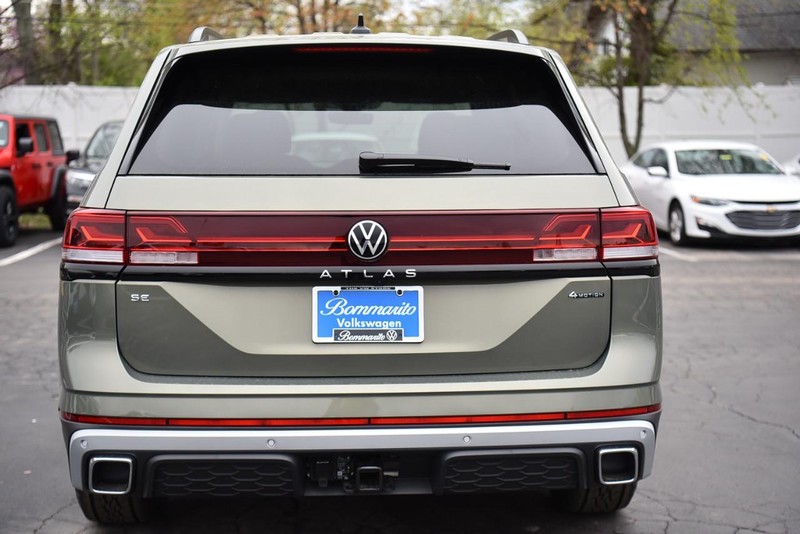 Volkswagen Atlas Vehicle Image 06