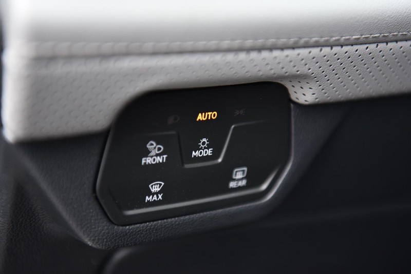 Volkswagen Atlas Vehicle Image 12