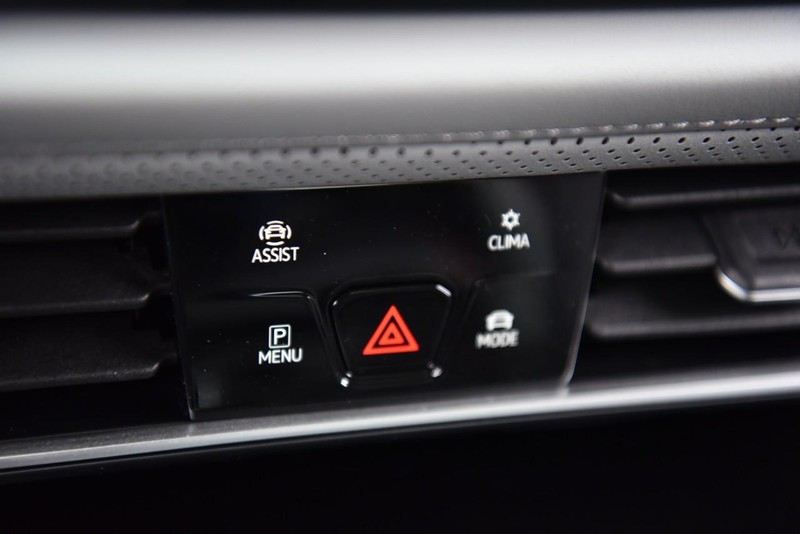 Volkswagen Atlas Vehicle Image 15
