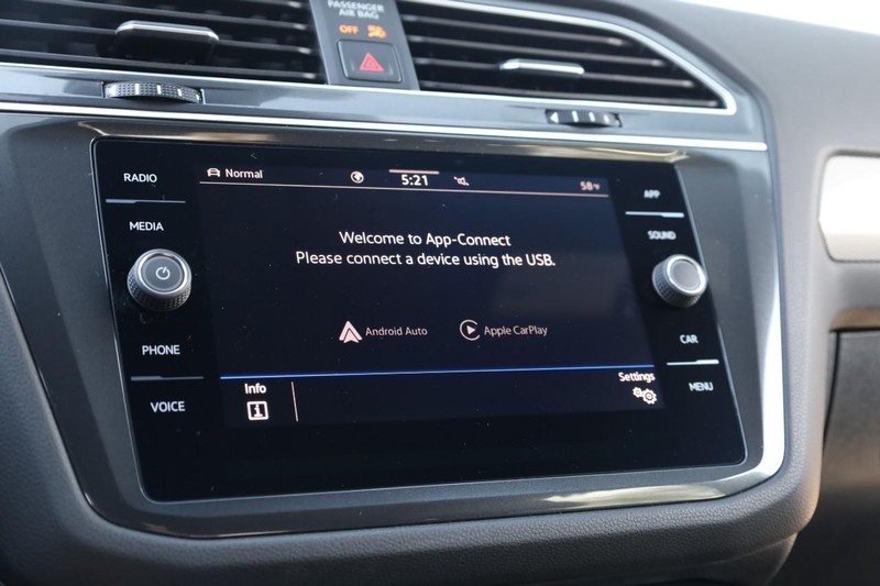 Volkswagen Tiguan Vehicle Image 15