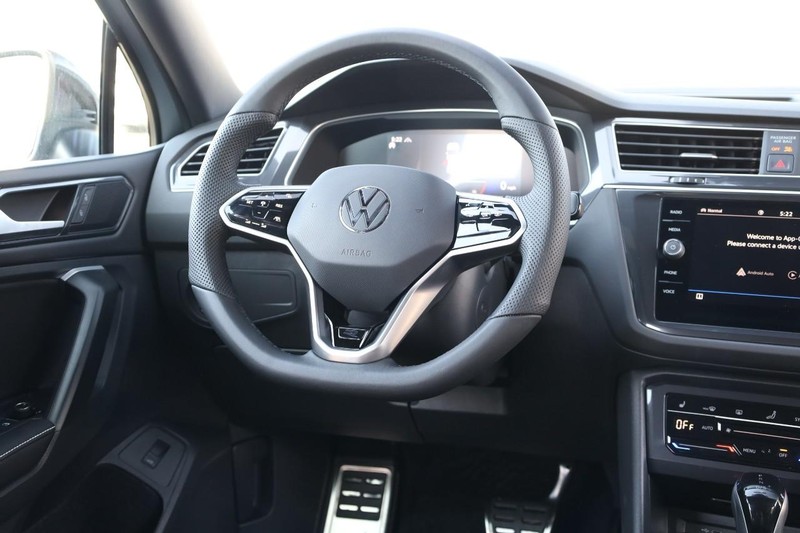 Volkswagen Tiguan Vehicle Image 27