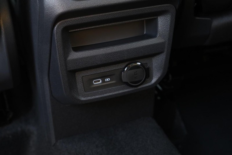 Volkswagen Tiguan Vehicle Image 23