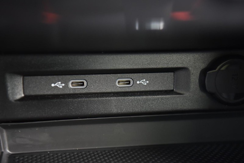 Volkswagen Tiguan Vehicle Image 15