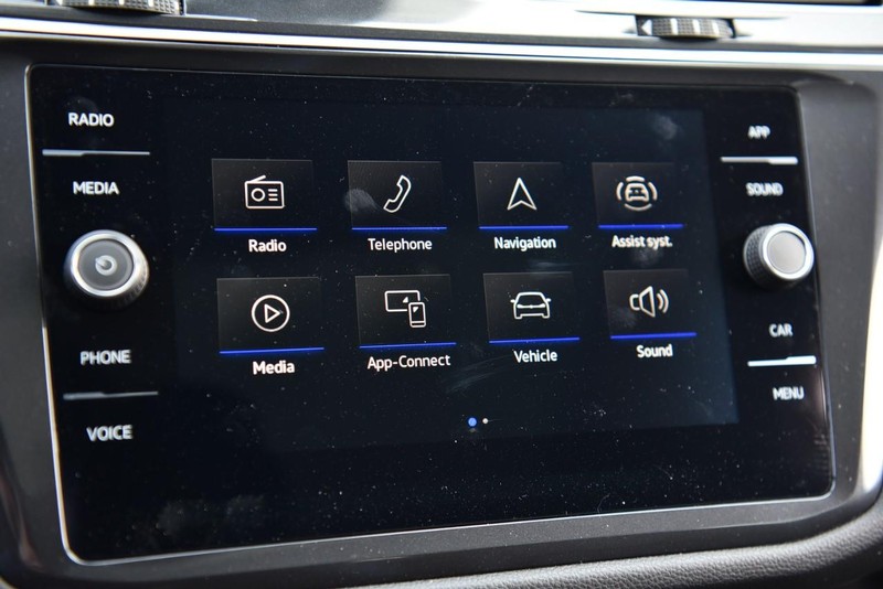 Volkswagen Tiguan Vehicle Image 19