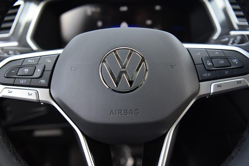 Volkswagen Tiguan Vehicle Image 20