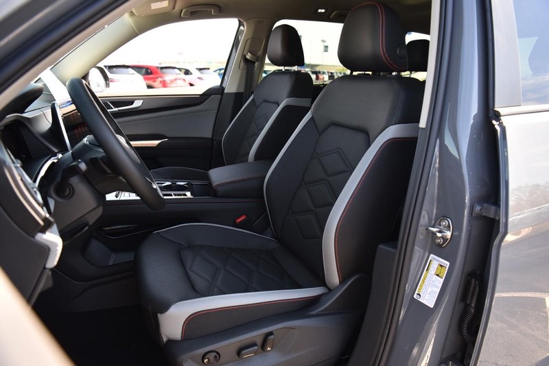 Volkswagen Atlas Vehicle Image 19