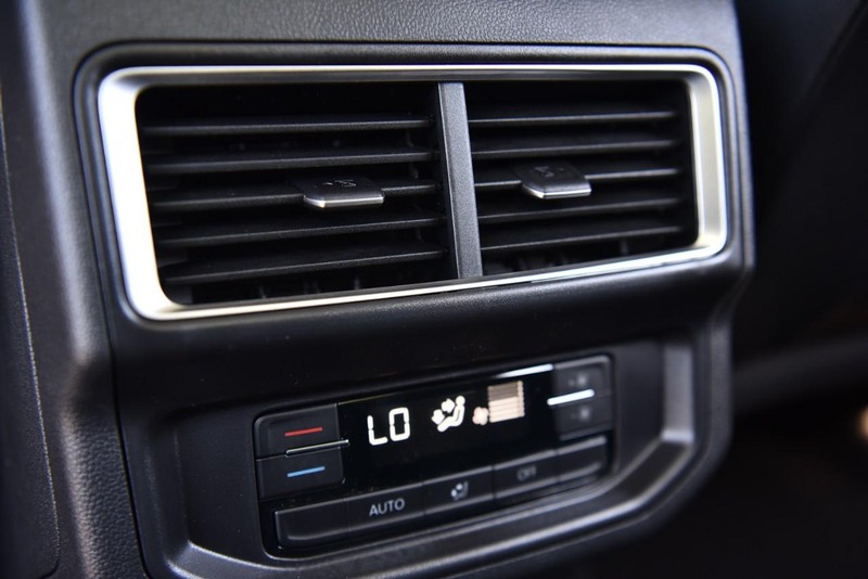 Volkswagen Atlas Vehicle Image 23