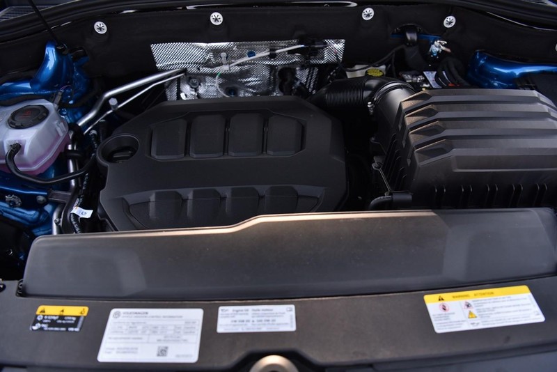 Volkswagen Atlas Cross Sport Vehicle Image 27