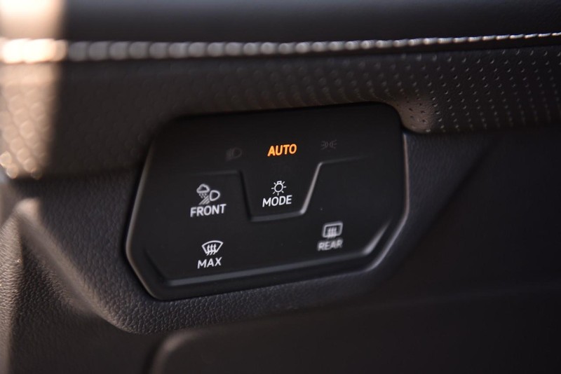 Volkswagen Atlas Vehicle Image 11