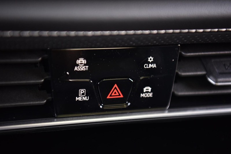 Volkswagen Atlas Vehicle Image 14