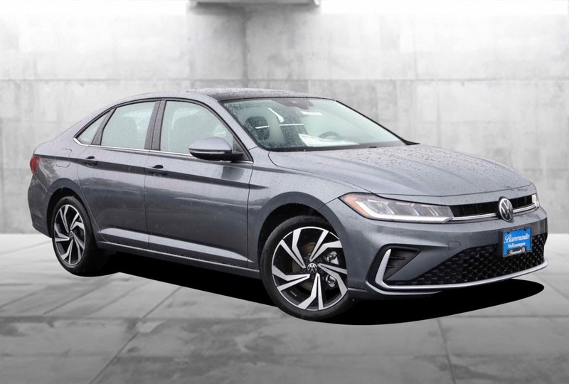 Volkswagen Jetta Vehicle Image 02