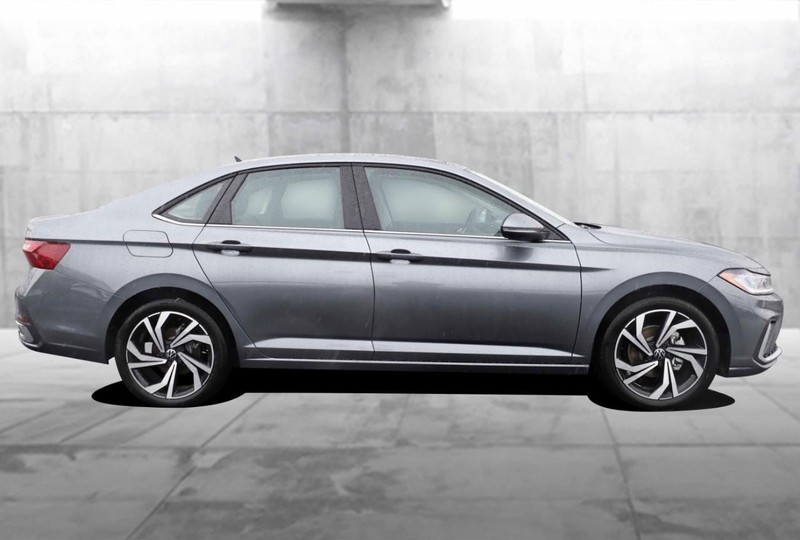 Volkswagen Jetta Vehicle Image 05