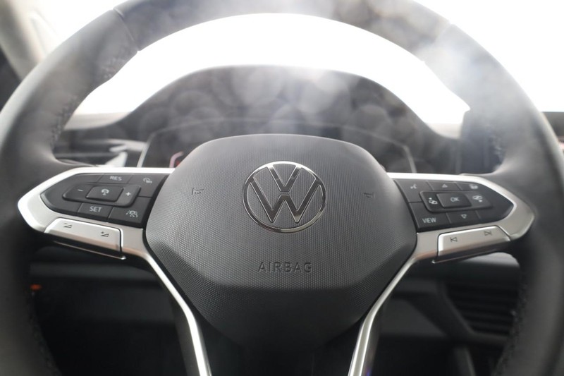 Volkswagen Jetta Vehicle Image 11