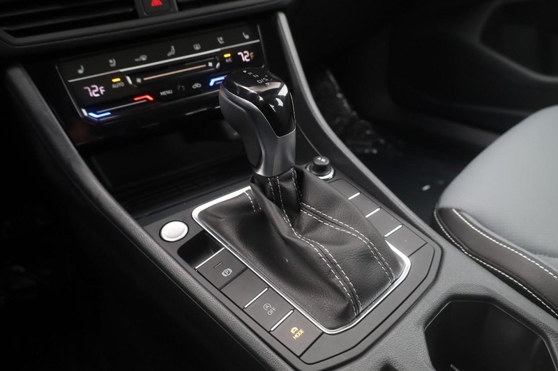 Volkswagen Jetta Vehicle Image 18