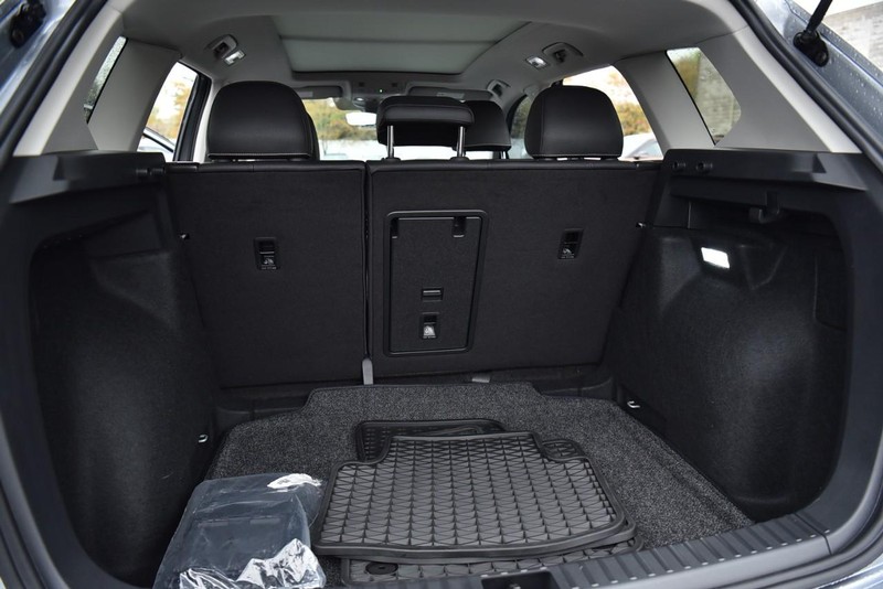 Volkswagen Taos Vehicle Image 26