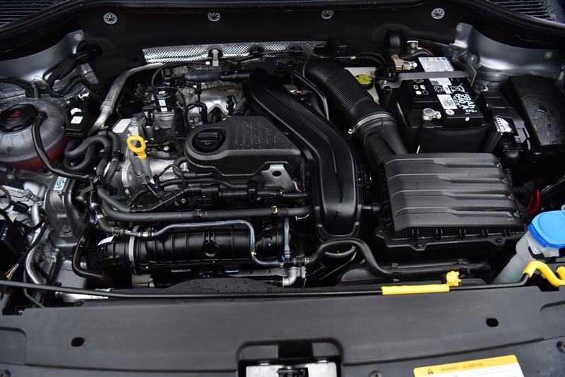 Volkswagen Taos Vehicle Image 27