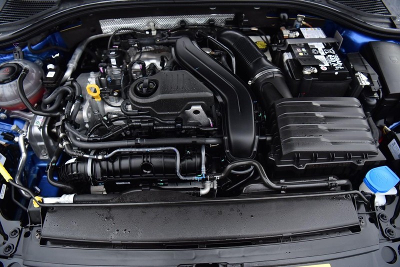 Volkswagen Jetta Vehicle Image 25