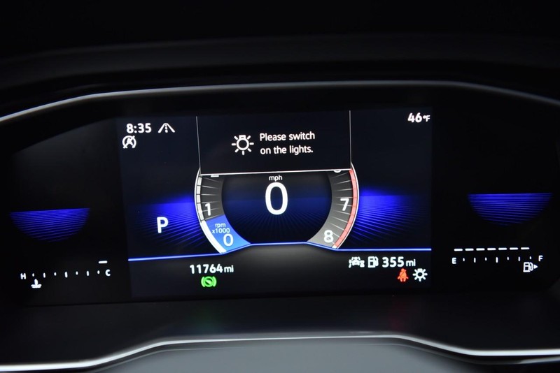 Volkswagen Jetta Vehicle Image 12