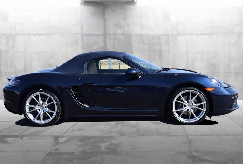 Porsche 718 Boxster Vehicle Image 04