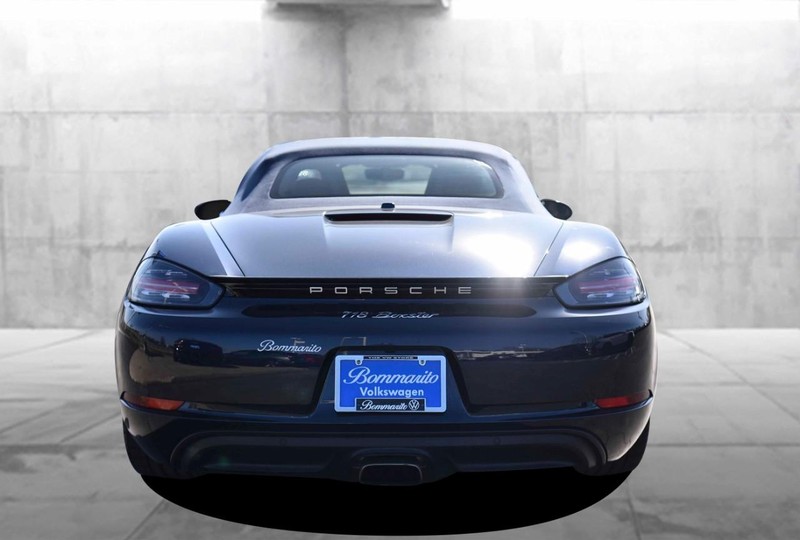 Porsche 718 Boxster Vehicle Image 05