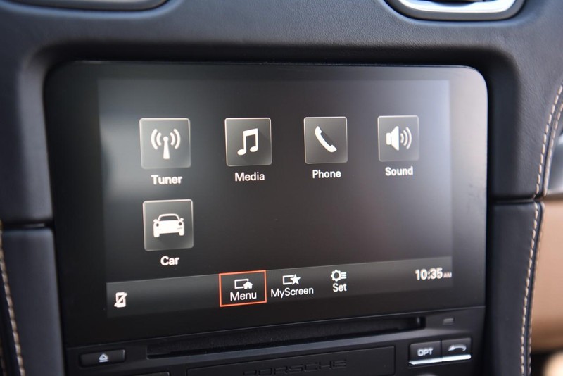 Porsche 718 Boxster Vehicle Image 18