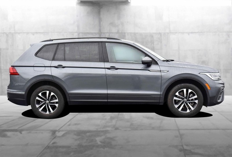 Volkswagen Tiguan Vehicle Image 05