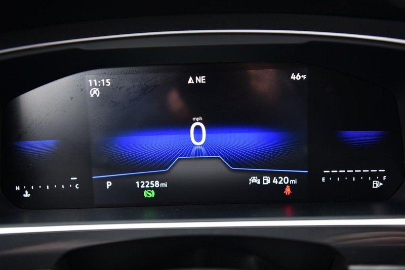 Volkswagen Tiguan Vehicle Image 11