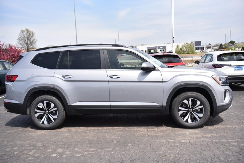 Volkswagen Atlas Vehicle Image 05