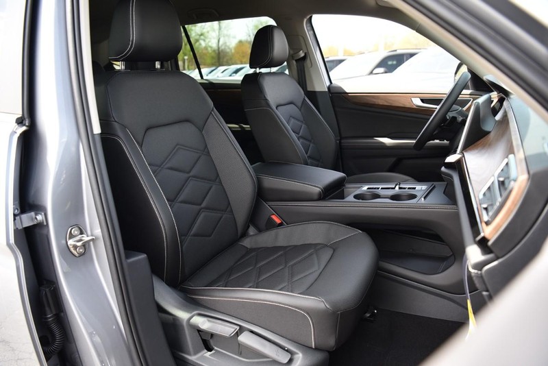Volkswagen Atlas Vehicle Image 20