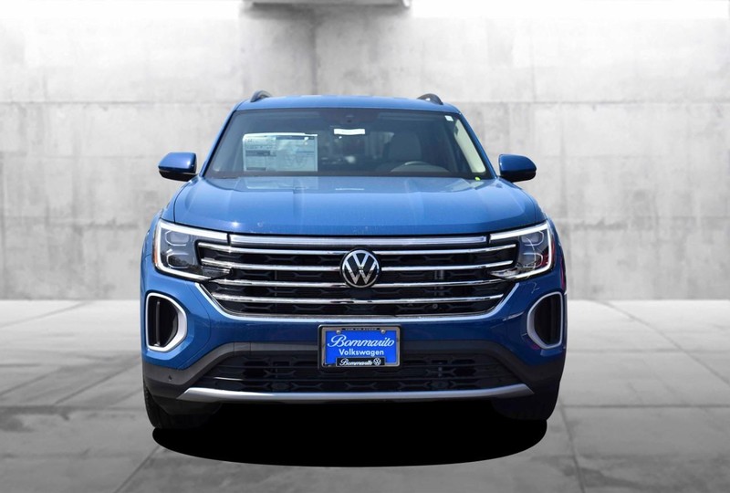 Volkswagen Atlas Vehicle Image 04