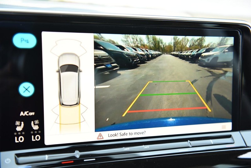 Volkswagen Atlas Vehicle Image 12