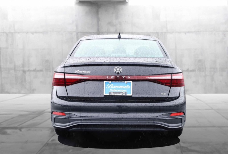 Volkswagen Jetta Vehicle Image 06