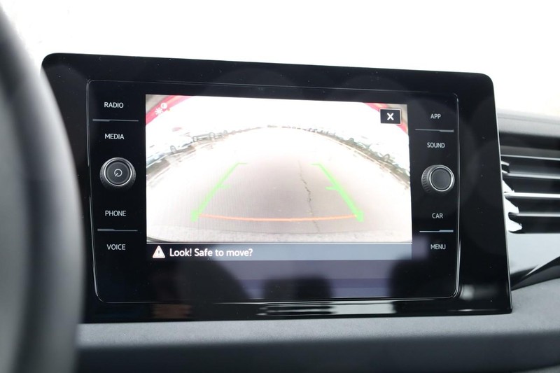 Volkswagen Jetta Vehicle Image 14