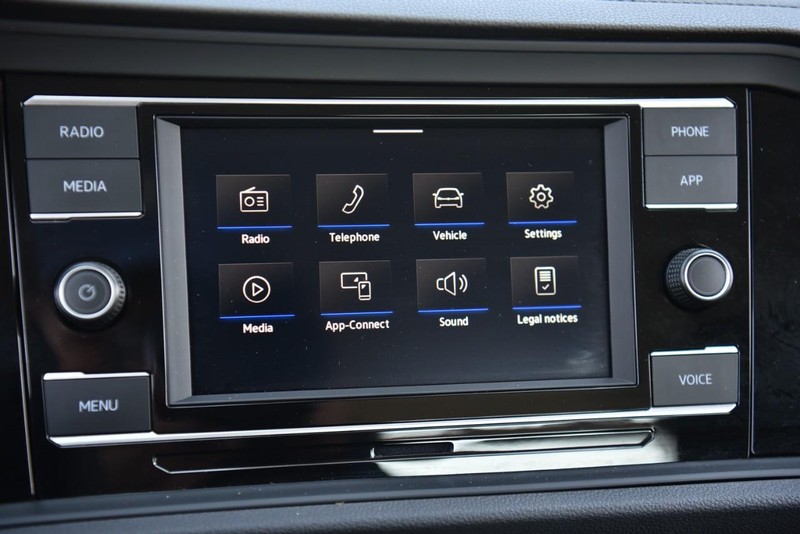 Volkswagen Jetta Vehicle Image 18