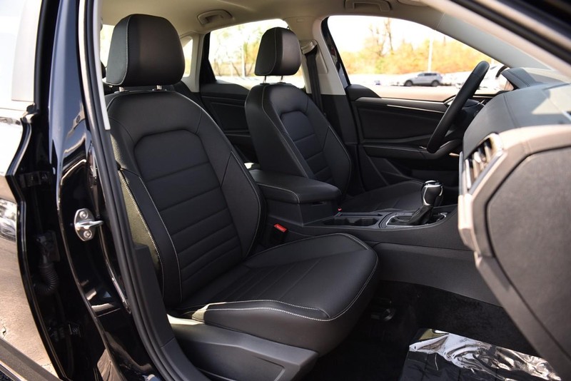 Volkswagen Jetta Vehicle Image 21