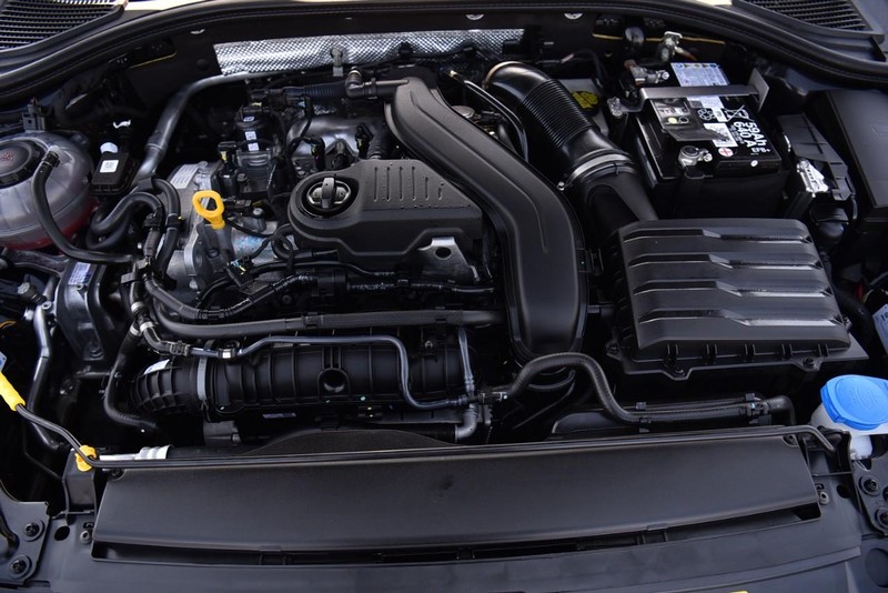 Volkswagen Jetta Vehicle Image 25
