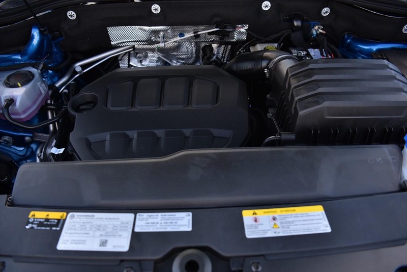 Volkswagen Atlas Cross Sport Vehicle Image 27