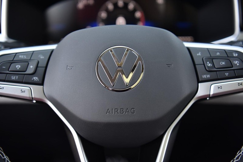 Volkswagen Taos Vehicle Image 19
