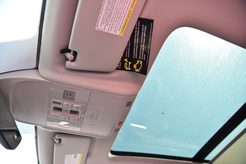 Volkswagen Taos Vehicle Image 22