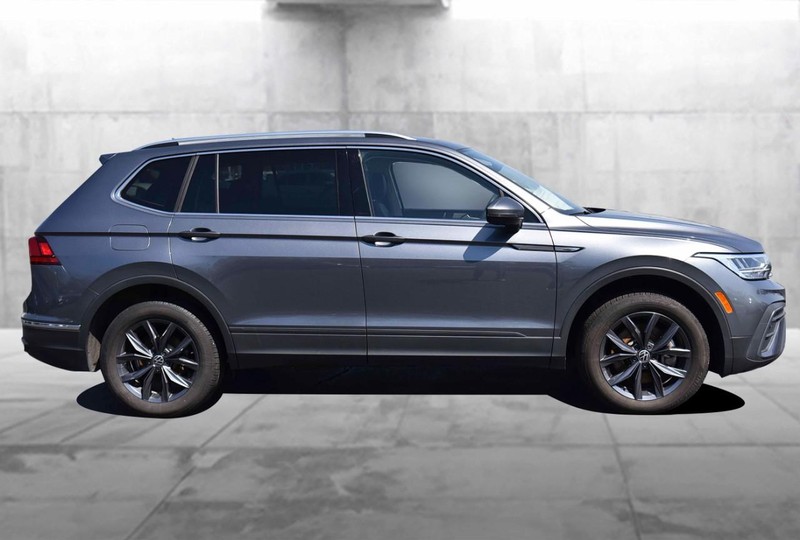 Volkswagen Tiguan Vehicle Image 05
