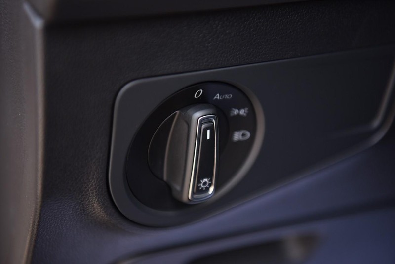Volkswagen Tiguan Vehicle Image 10