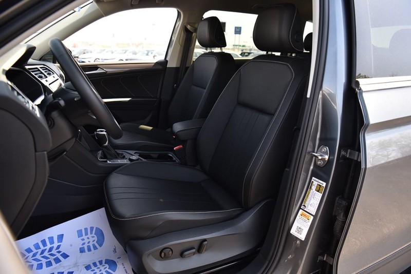 Volkswagen Tiguan Vehicle Image 20