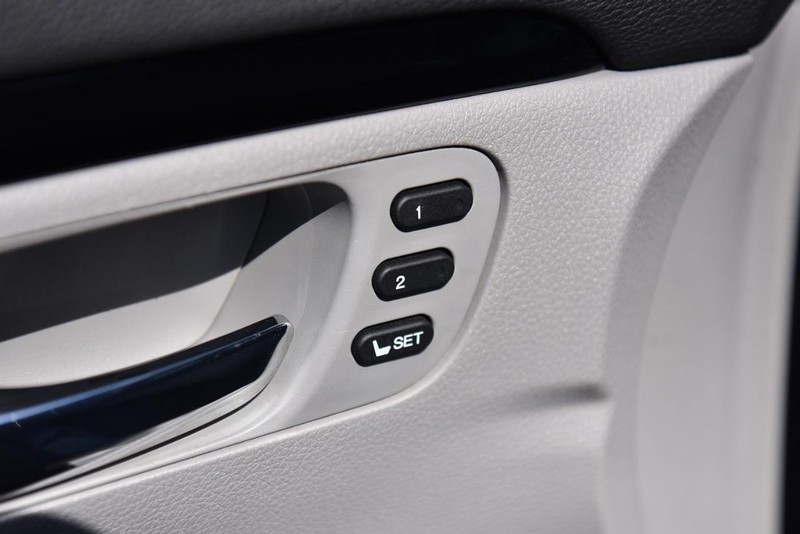 Honda Pilot Vehicle Image 10