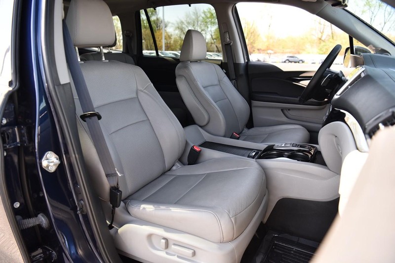 Honda Pilot Vehicle Image 24