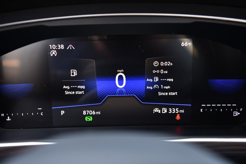 Volkswagen Tiguan Vehicle Image 11